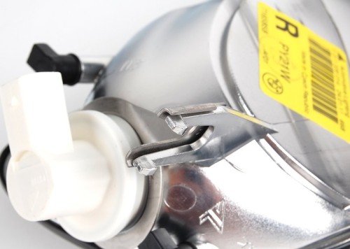 Front right white turn indicator 4