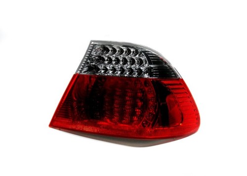 Rear light in the side panel,white right 2