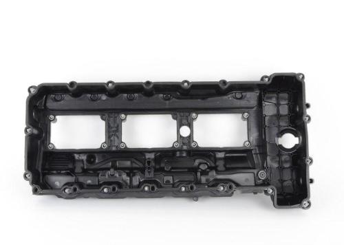 Cylinder head cover 2