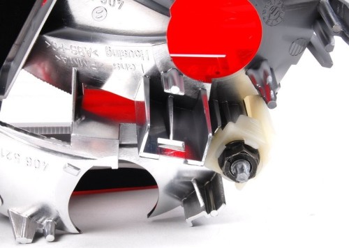 Rear light in trunk lid, left 6