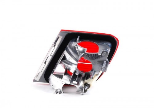 Rear light in trunk lid, left 2