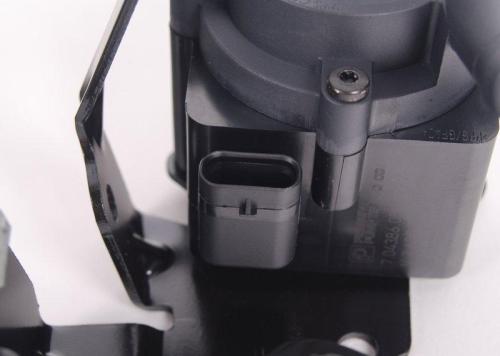 Auxiliary Water Pump 10