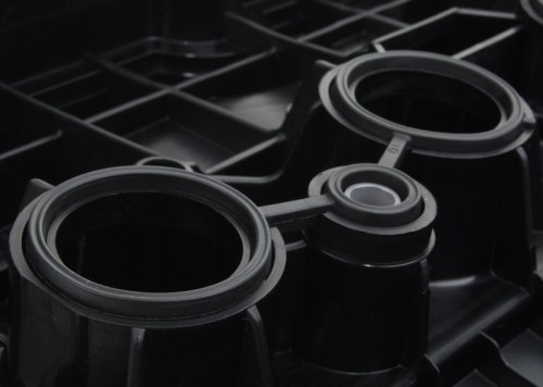 Cylinder Head Cover 16