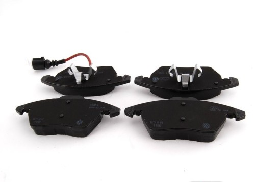 1 set of brake pads with 3