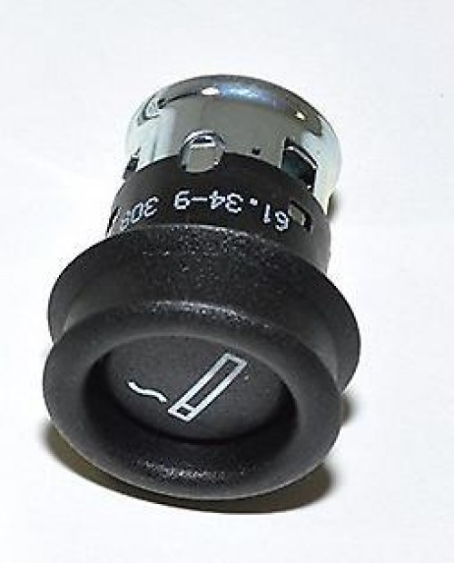 Cigar Lighter Assy In Console - Range Rover Vogue 2002 To 2013