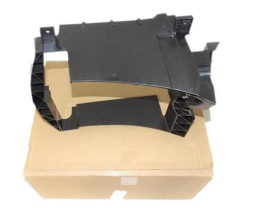 Radiator Air Deflector - Right Hand Rear undefined - Range Rover Vogue + Sport 4