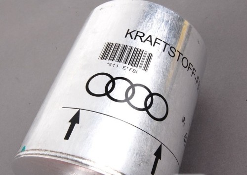 Fuel filter with pressure regulator 5