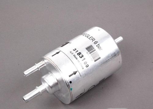 Fuel filter with pressure regulator 1