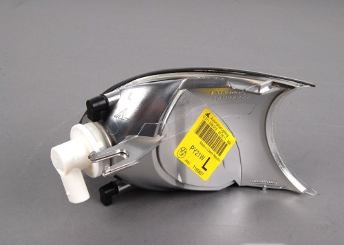 front left white turn indicator 2