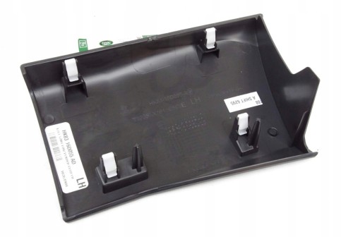 FRONT LEFT FENDER MOLDING 2