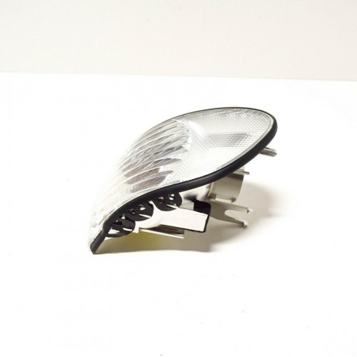 Blinkleuchte weiss vorne recht 3