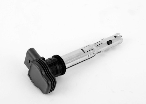 Ignition coil with spark plug cap 14